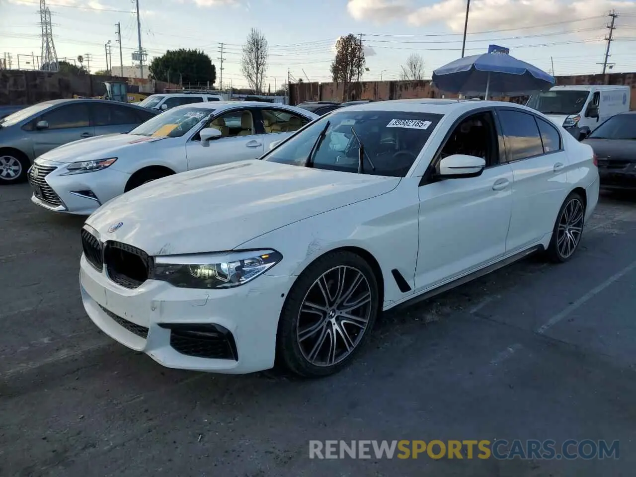 1 fotografías del automóvil dañado WBAJE5C59KG919559 BMW 5 SERIES 2019