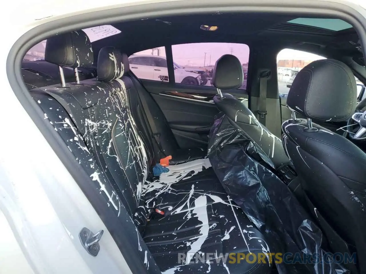 10 fotografías del automóvil dañado WBAJE5C59KG919559 BMW 5 SERIES 2019