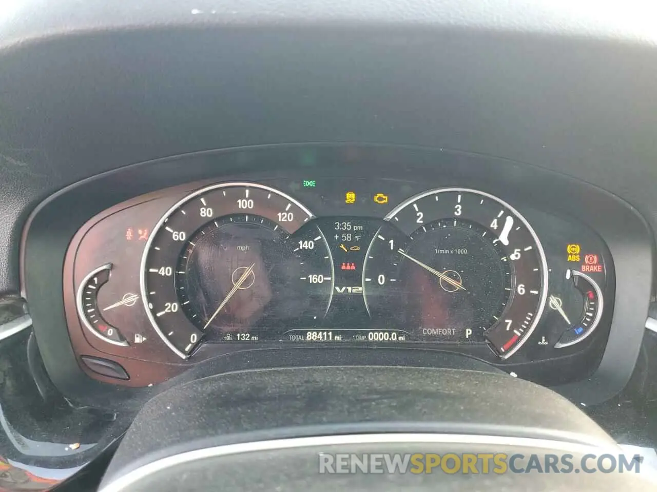 9 fotografías del automóvil dañado WBAJE5C59KG919559 BMW 5 SERIES 2019