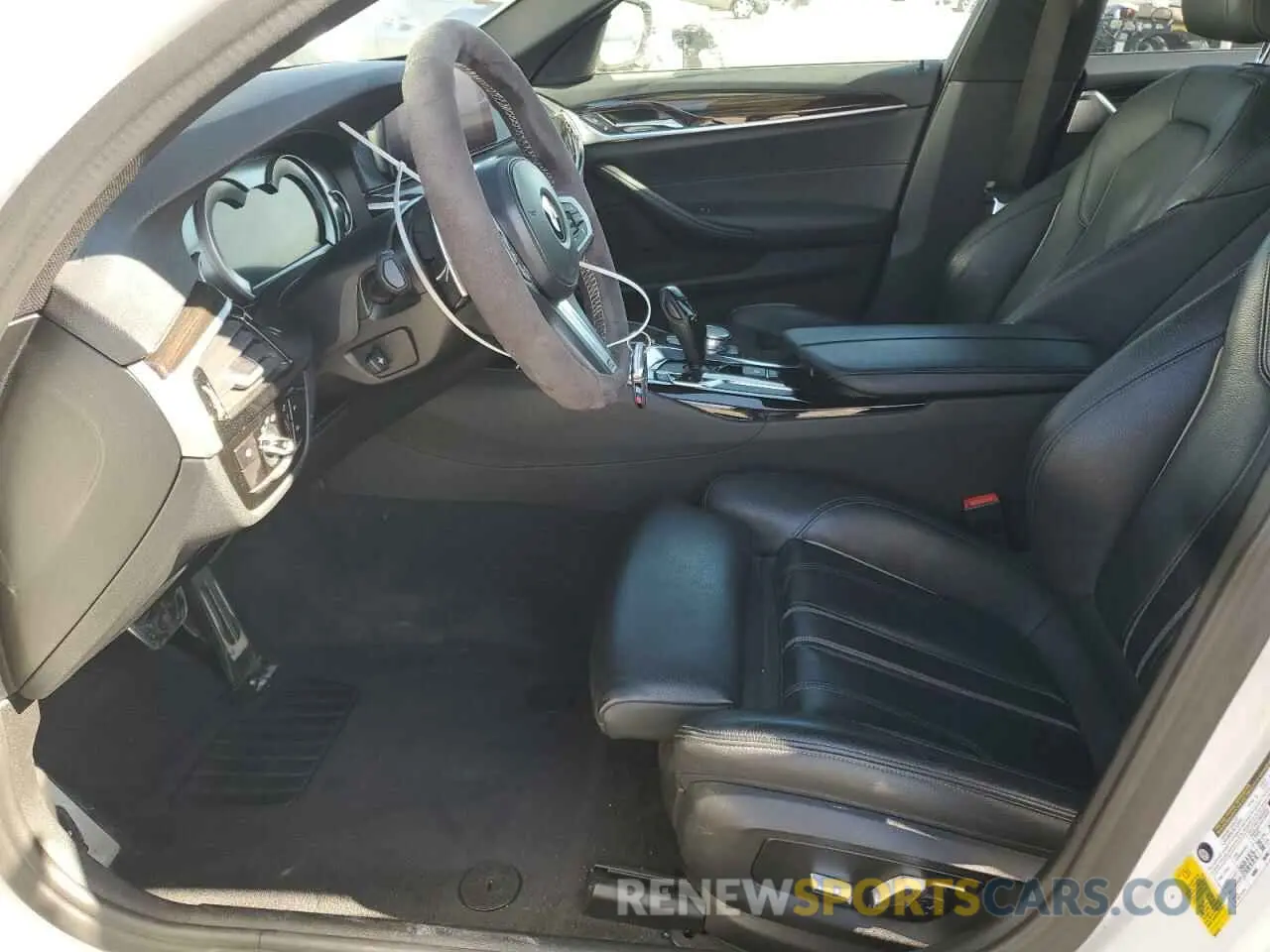 7 fotografías del automóvil dañado WBAJE5C59KWW08932 BMW 5 SERIES 2019