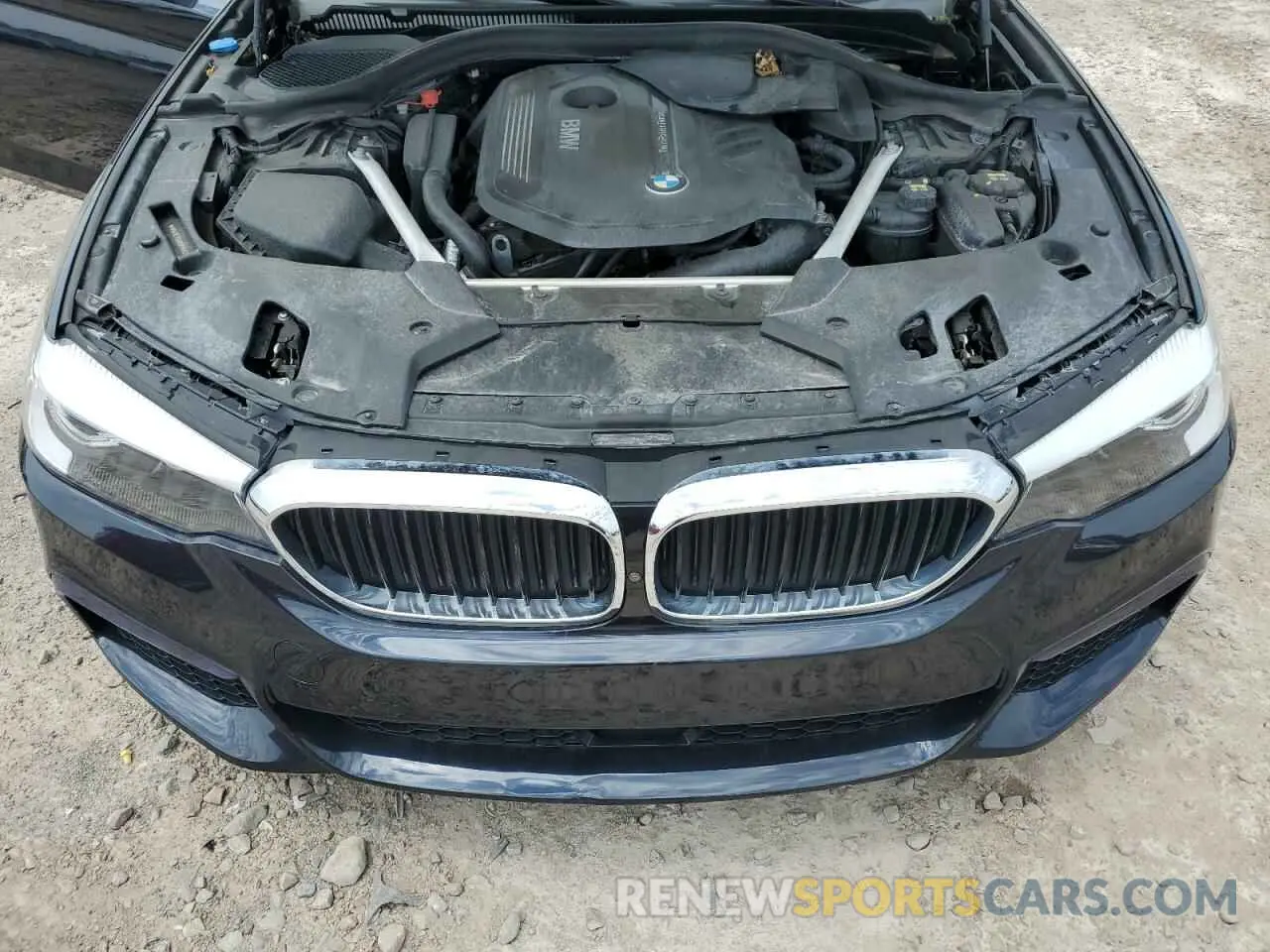 11 fotografías del automóvil dañado WBAJE7C55KWD55834 BMW 5 SERIES 2019