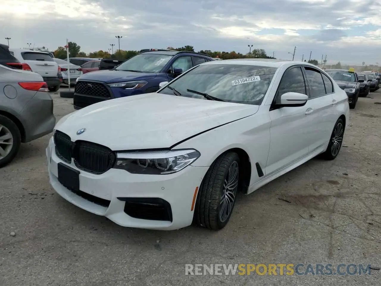 2 fotografías del automóvil dañado WBAJE7C56KG892753 BMW 5 SERIES 2019