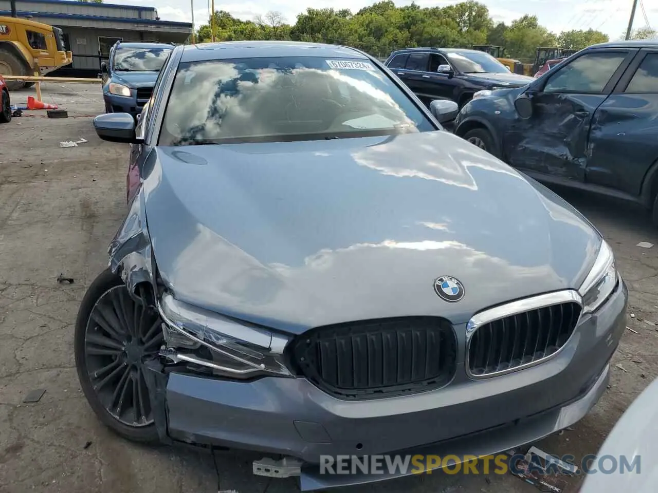 5 fotografías del automóvil dañado WBAJE7C57KWW10643 BMW 5 SERIES 2019