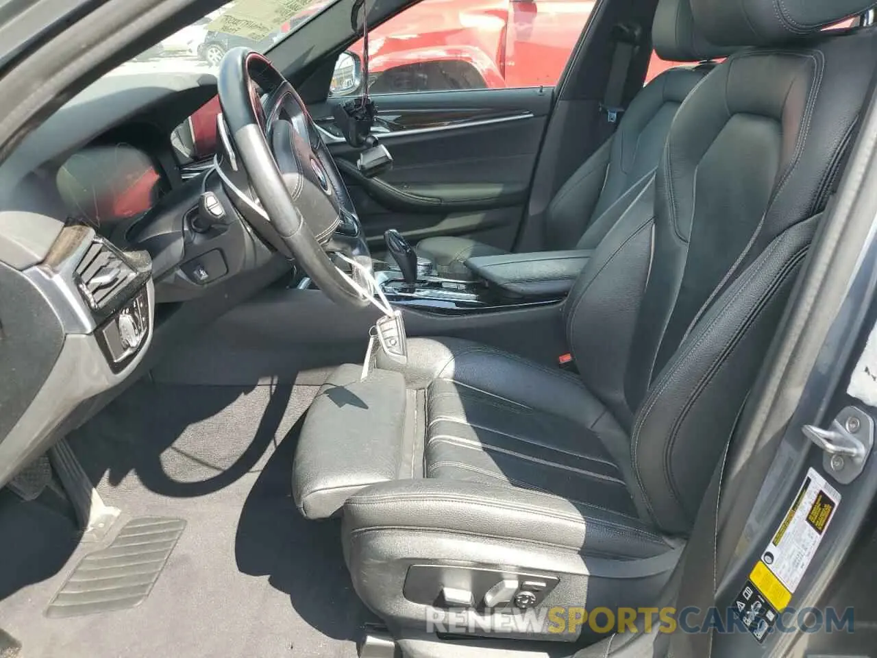 7 fotografías del automóvil dañado WBAJE7C57KWW10643 BMW 5 SERIES 2019