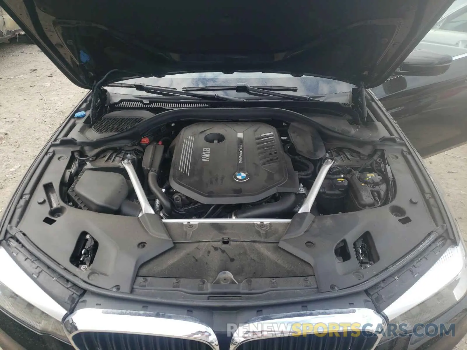 7 fotografías del automóvil dañado WBAJE7C59KWW17996 BMW 5 SERIES 2019