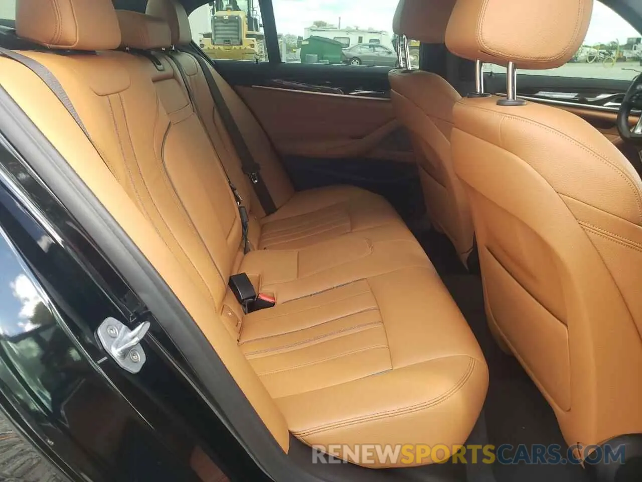 6 fotografías del automóvil dañado WBAJE7C5XKWD55358 BMW 5 SERIES 2019