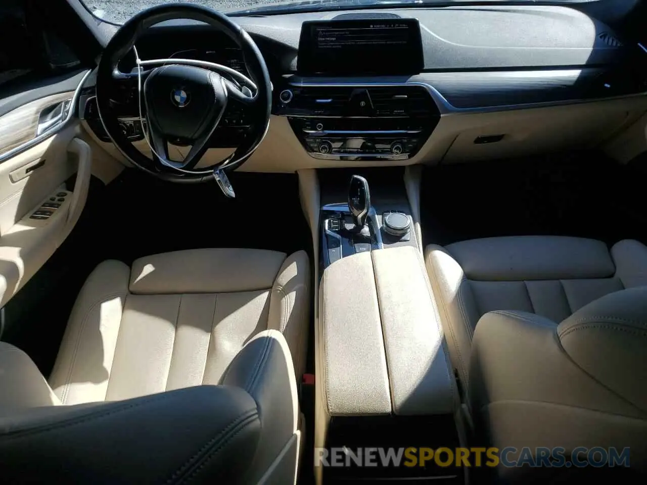 8 fotografías del automóvil dañado WBAJA9C00LB399824 BMW 5 SERIES 2020