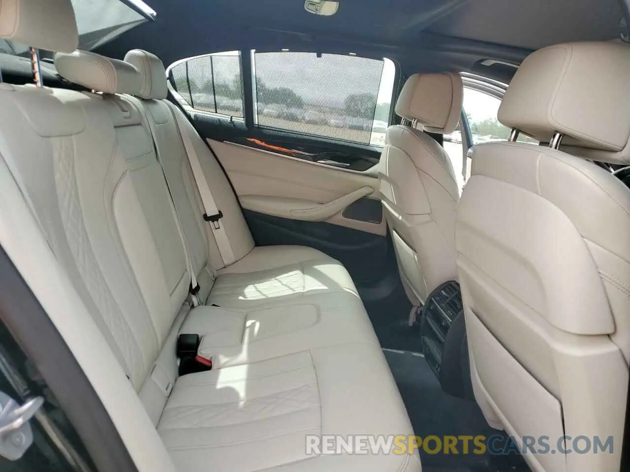 10 fotografías del automóvil dañado WBAJA9C01LCE28731 BMW 5 SERIES 2020