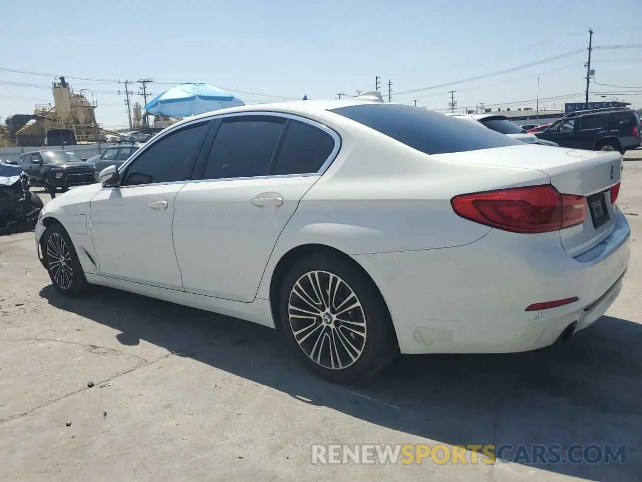 2 fotografías del automóvil dañado WBAJA9C07LCD42789 BMW 5 SERIES 2020