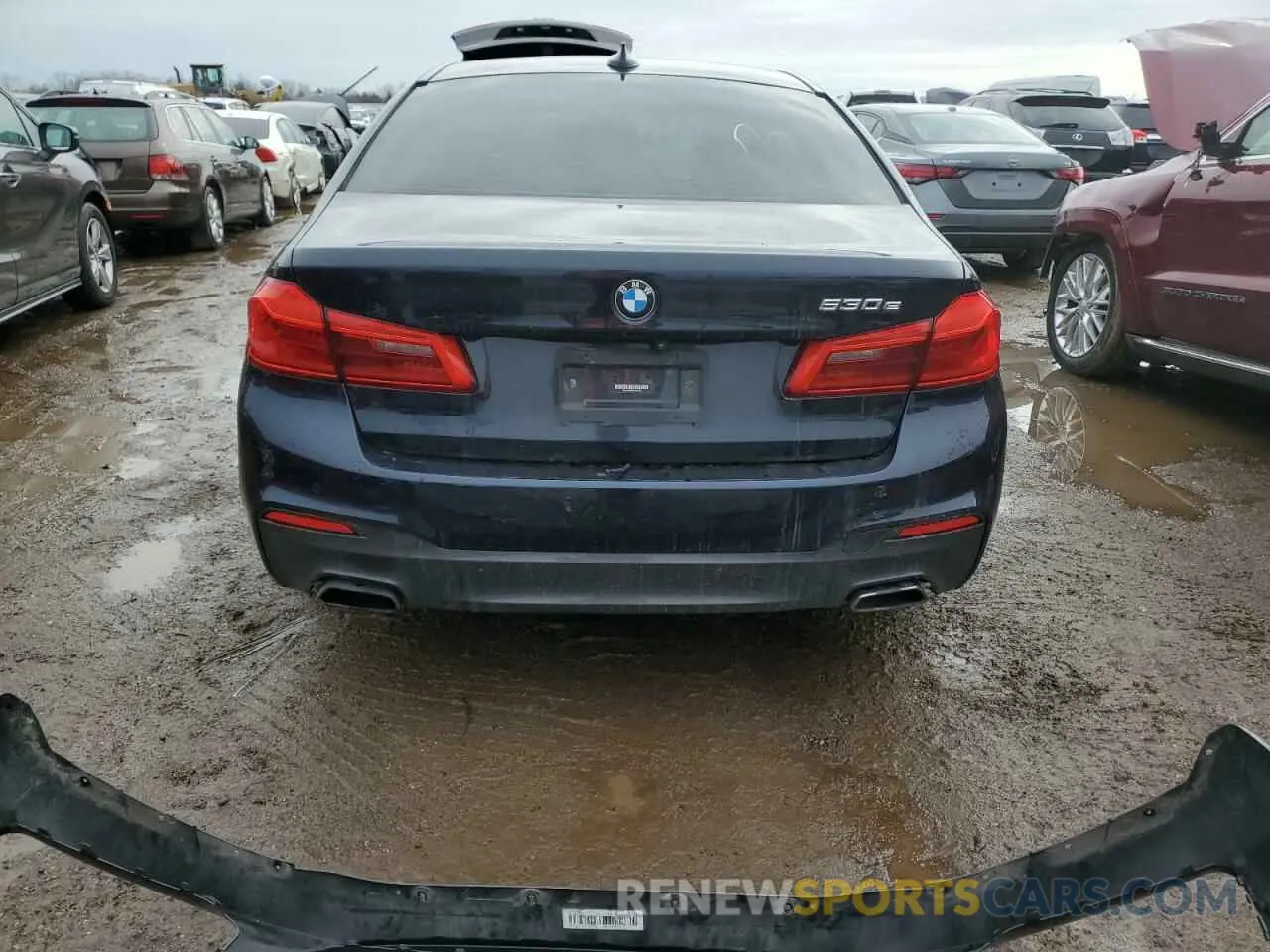 6 fotografías del automóvil dañado WBAJB1C04LCD27469 BMW 5 SERIES 2020