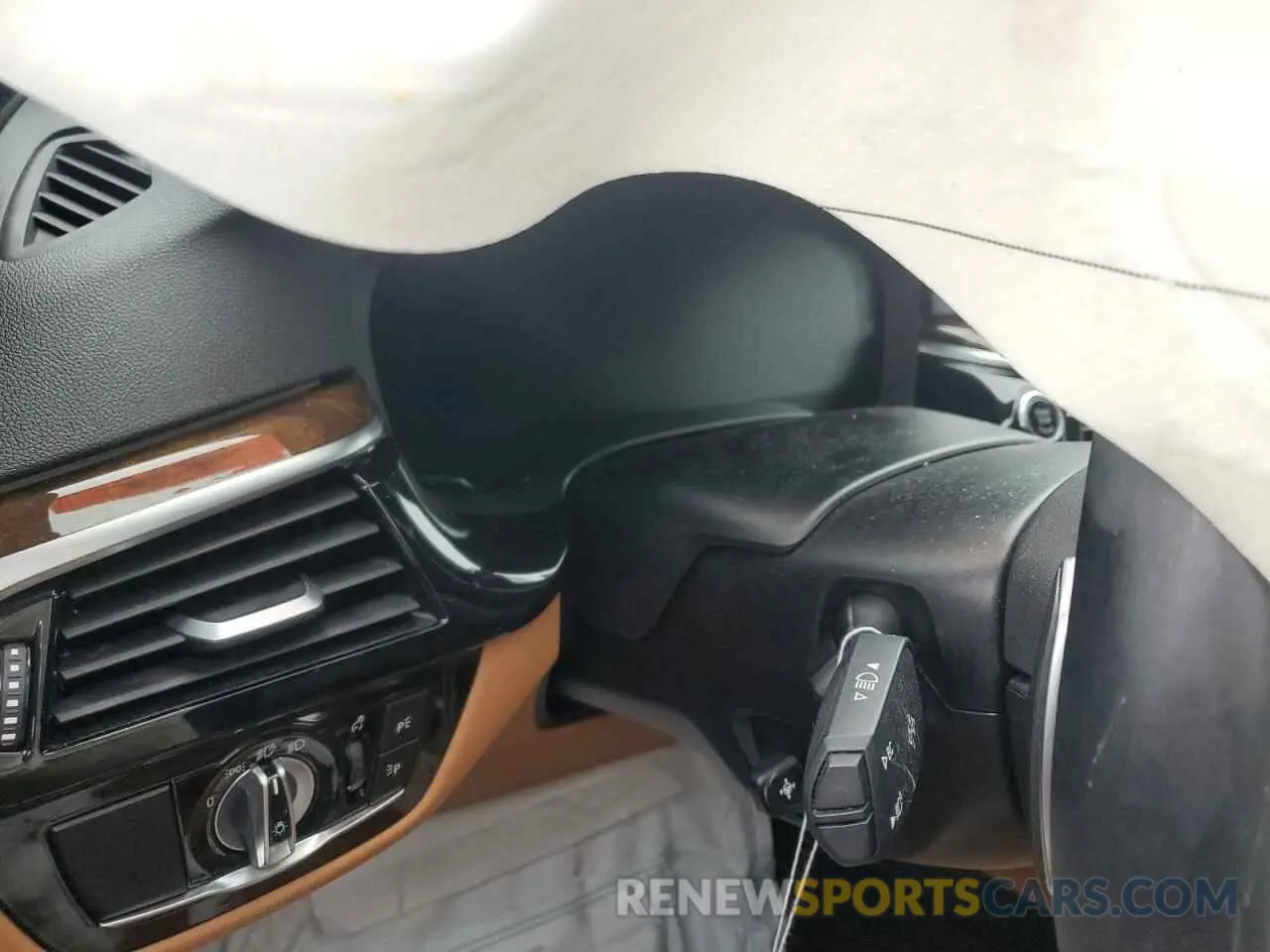 9 fotografías del automóvil dañado WBAJE7C5XKWW13696 BMW 5 SERIES 2020