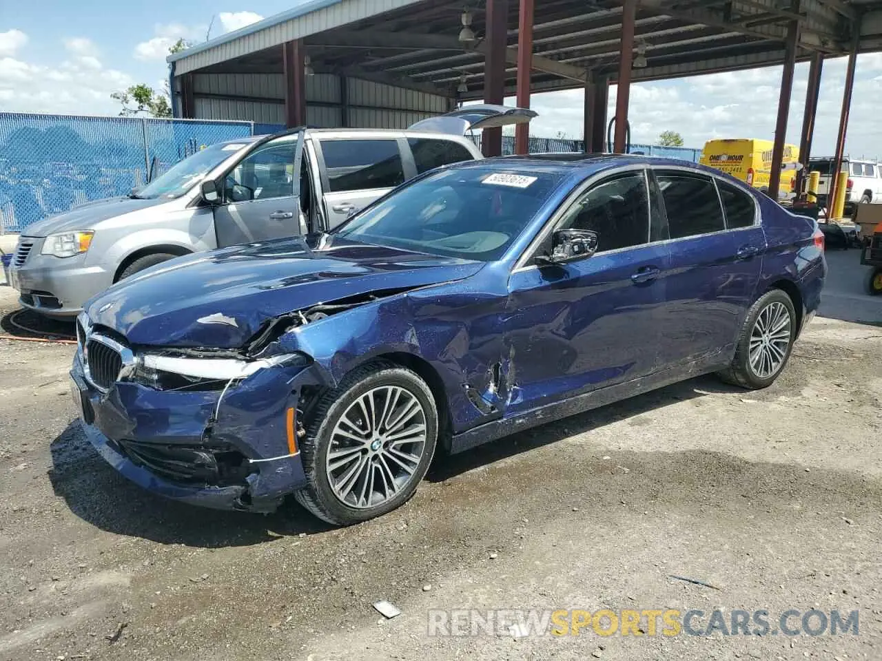 1 fotografías del automóvil dañado WBAJR3C00LWW76874 BMW 5 SERIES 2020