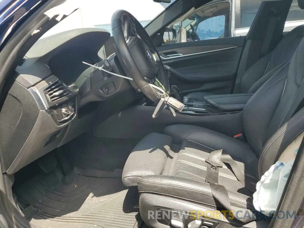 7 fotografías del automóvil dañado WBAJR3C00LWW76874 BMW 5 SERIES 2020