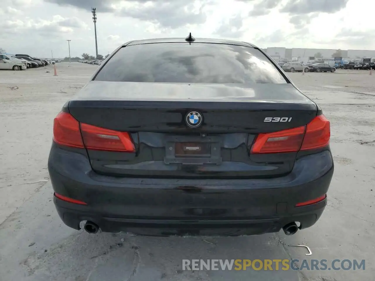 6 fotografías del automóvil dañado WBAJR3C01LWW64054 BMW 5 SERIES 2020