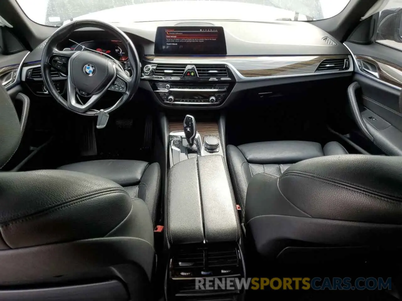 8 fotografías del automóvil dañado WBAJR3C01LWW64054 BMW 5 SERIES 2020