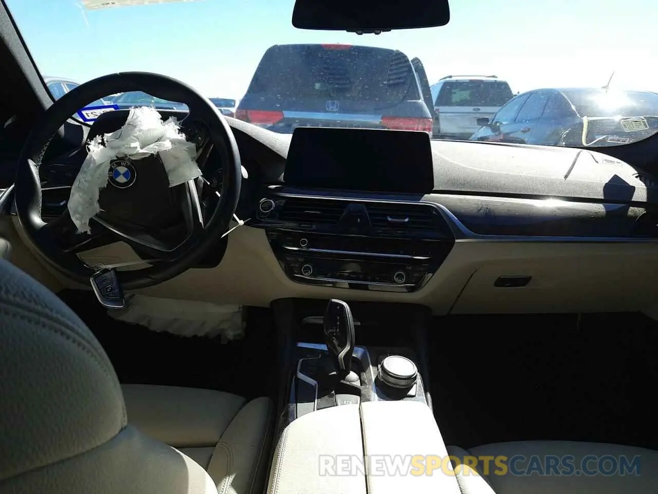 8 fotografías del automóvil dañado WBAJR3C01LWW68153 BMW 5 SERIES 2020