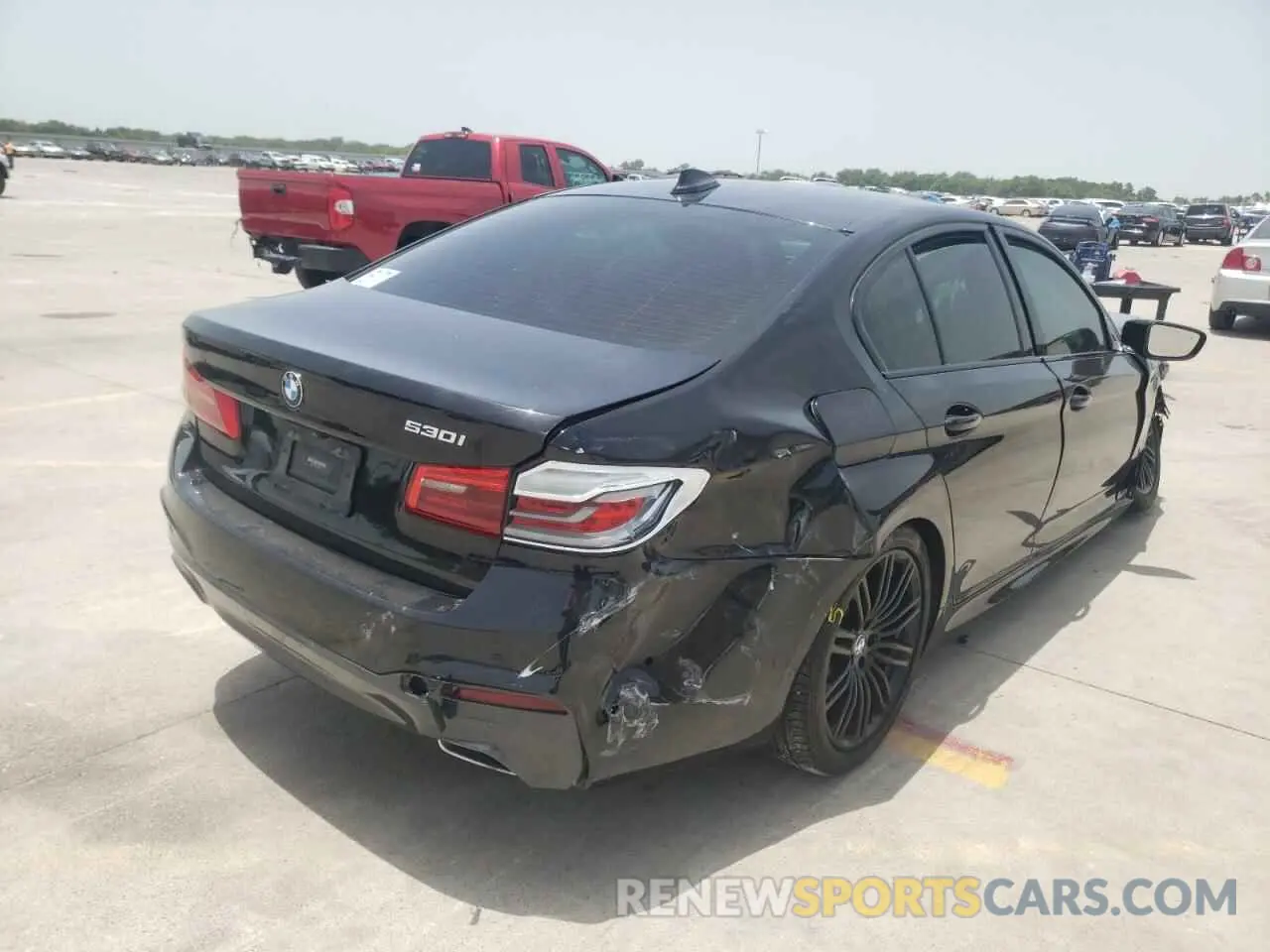 4 fotografías del automóvil dañado WBAJR3C01LWW68377 BMW 5 SERIES 2020