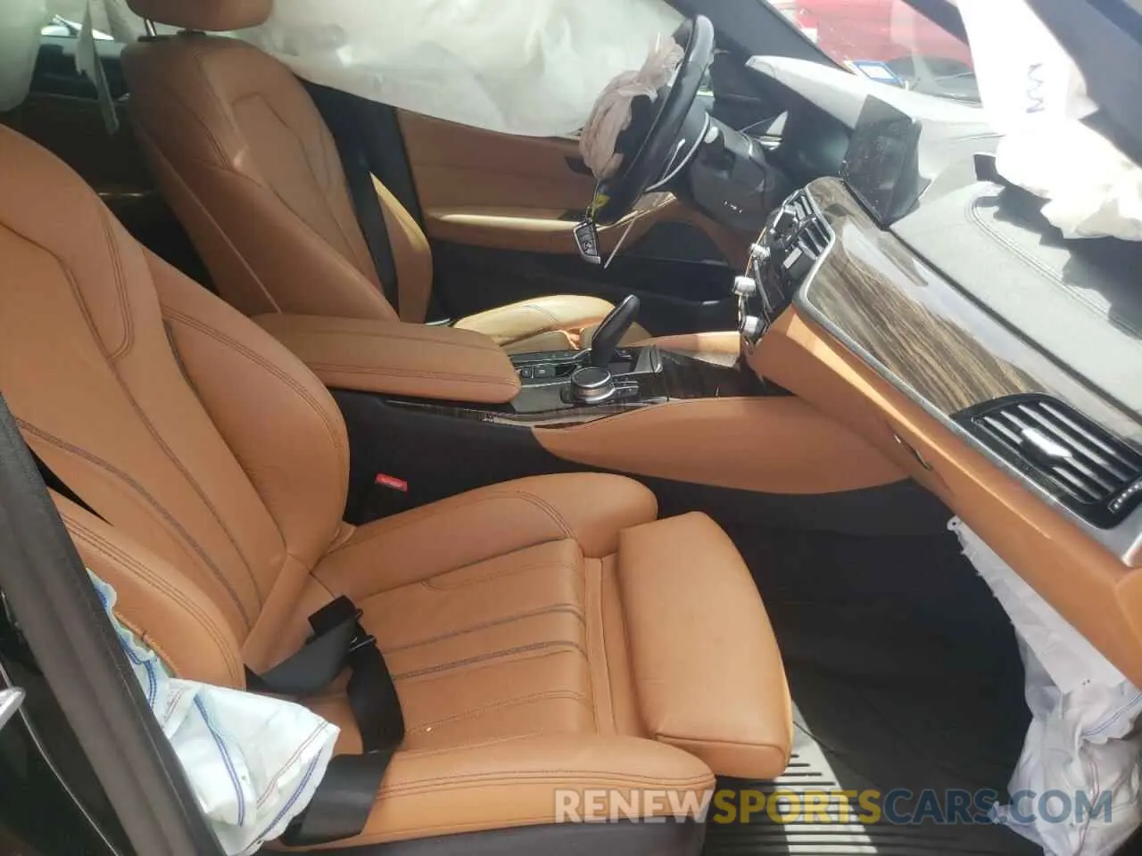 5 fotografías del automóvil dañado WBAJR3C01LWW68377 BMW 5 SERIES 2020