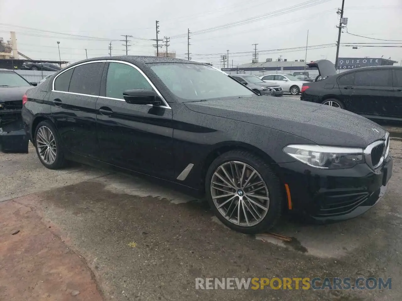 4 fotografías del automóvil dañado WBAJR3C01LWW77810 BMW 5 SERIES 2020