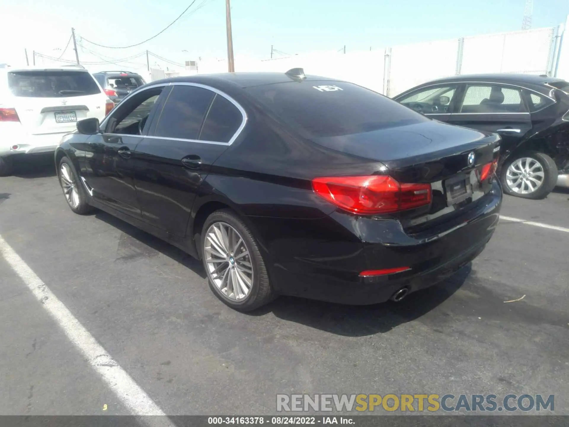 3 fotografías del automóvil dañado WBAJR3C03LWW65996 BMW 5 SERIES 2020