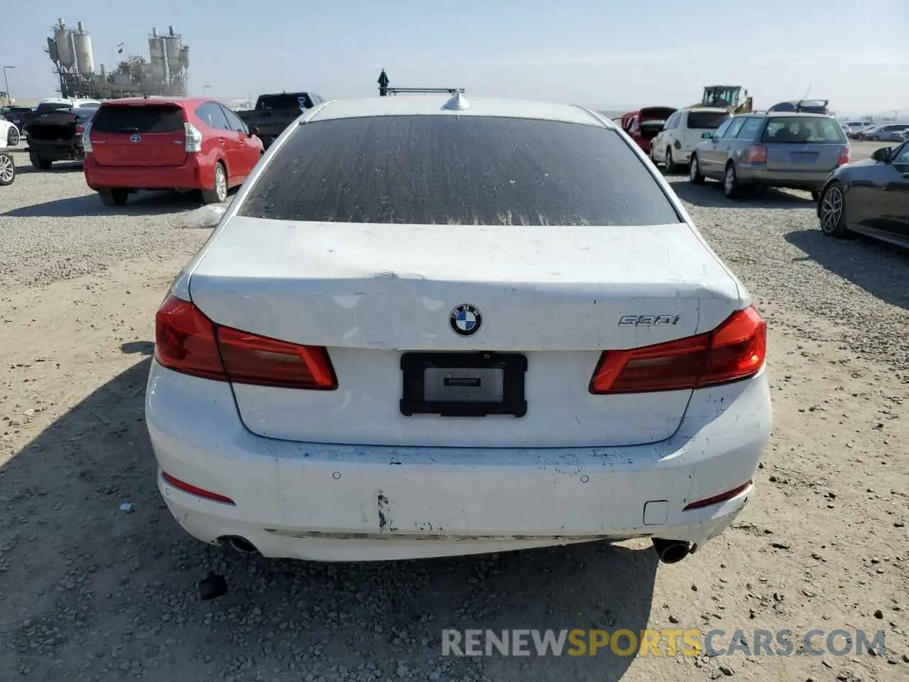 6 fotografías del automóvil dañado WBAJR3C03LWW70633 BMW 5 SERIES 2020