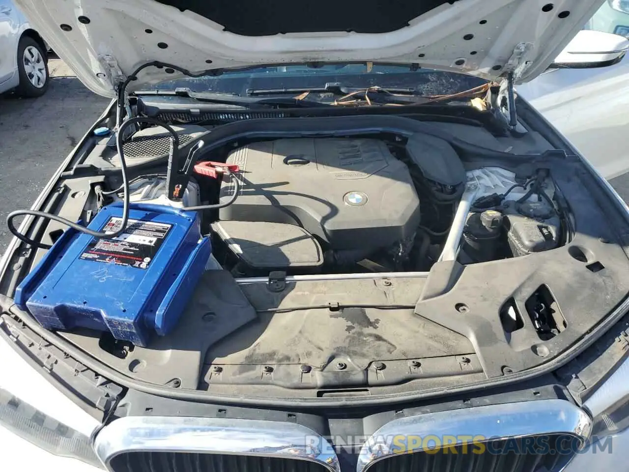 11 fotografías del automóvil dañado WBAJR3C04LWW53713 BMW 5 SERIES 2020