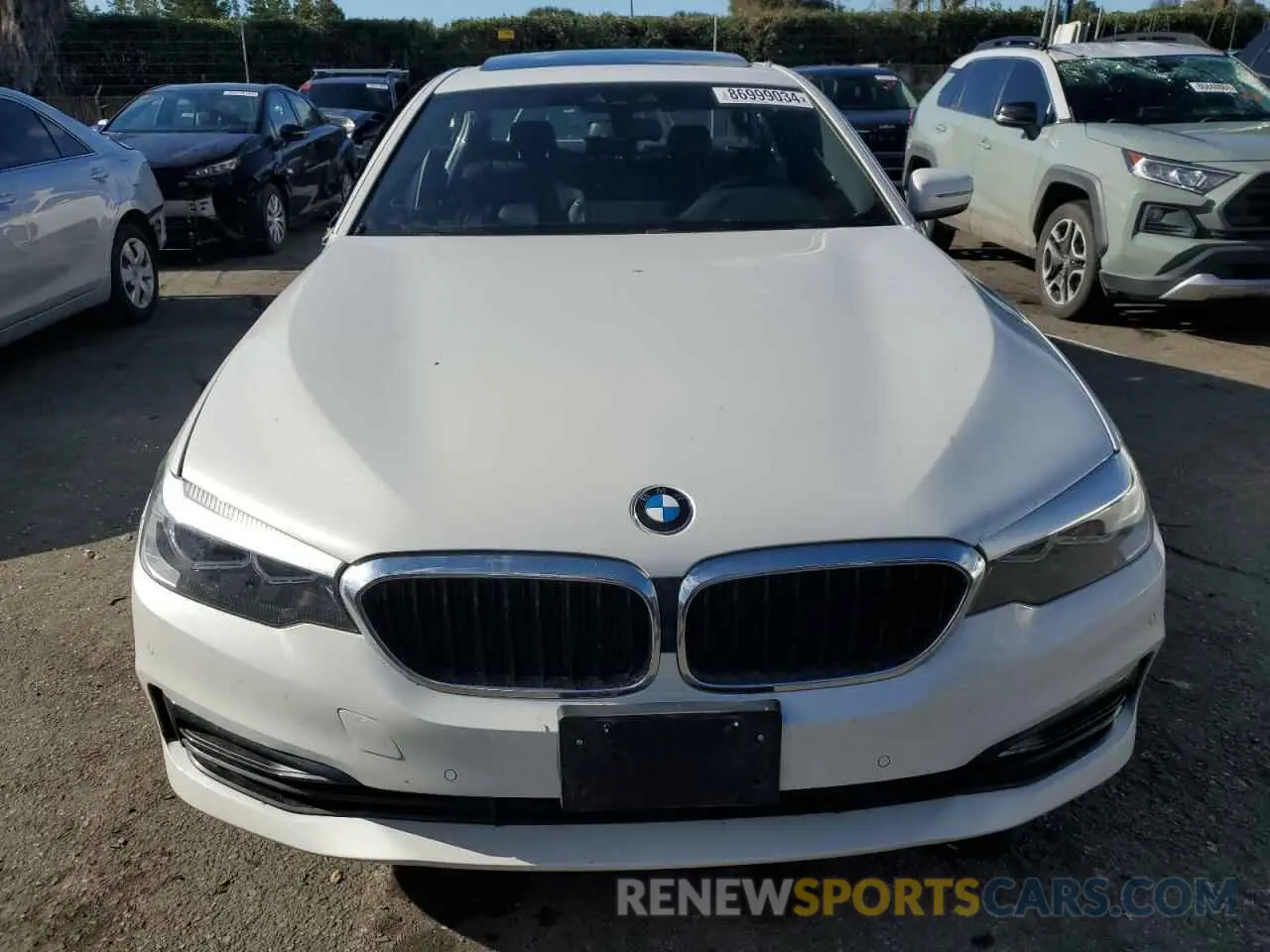 5 fotografías del automóvil dañado WBAJR3C04LWW53713 BMW 5 SERIES 2020