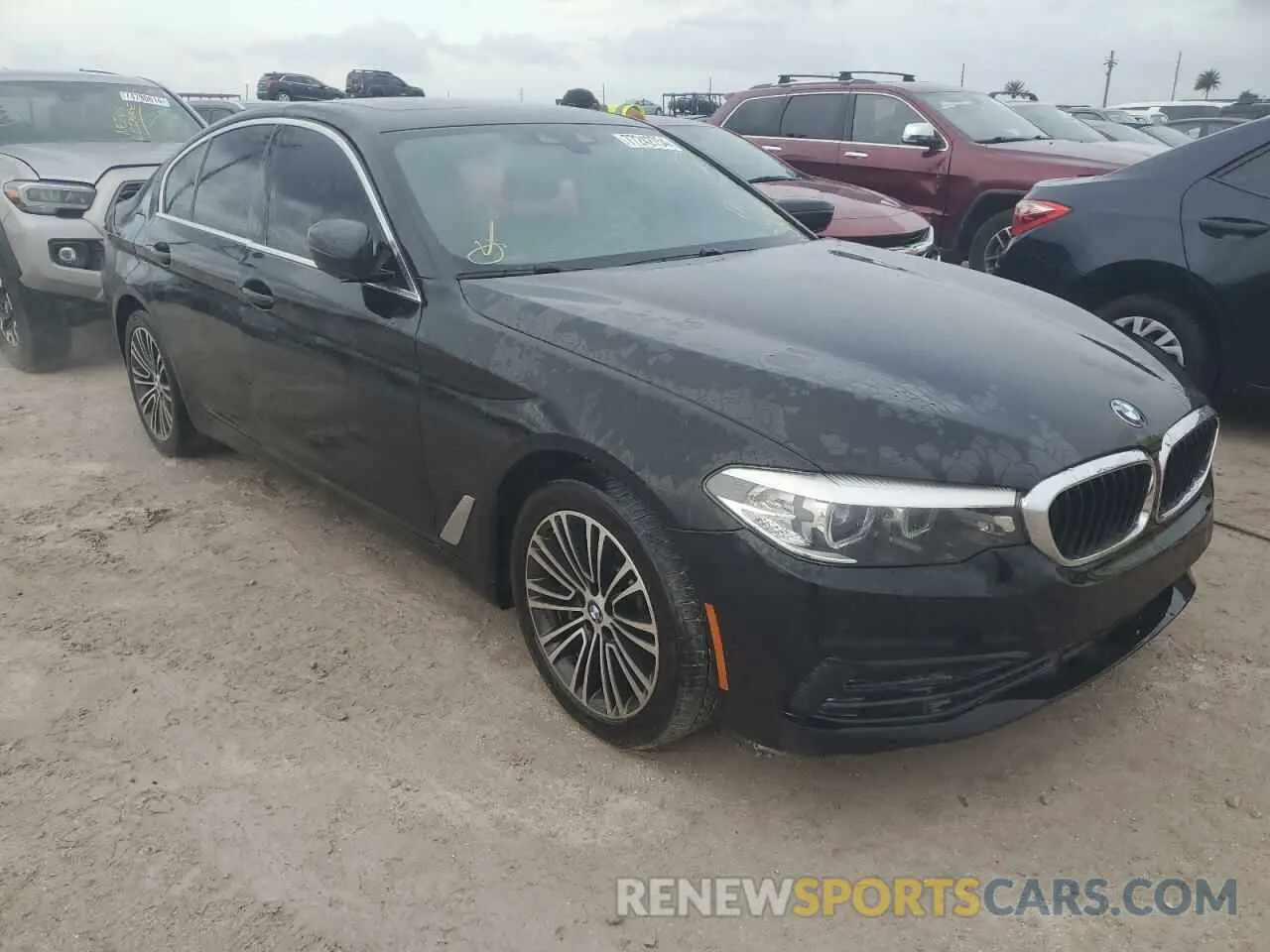 4 fotografías del automóvil dañado WBAJR3C04LWW64050 BMW 5 SERIES 2020