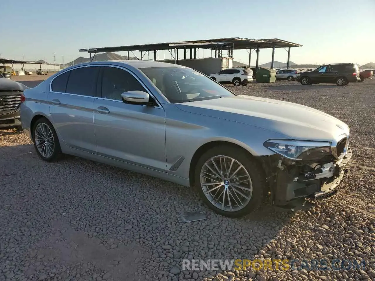 4 fotografías del automóvil dañado WBAJR3C04LWW73928 BMW 5 SERIES 2020
