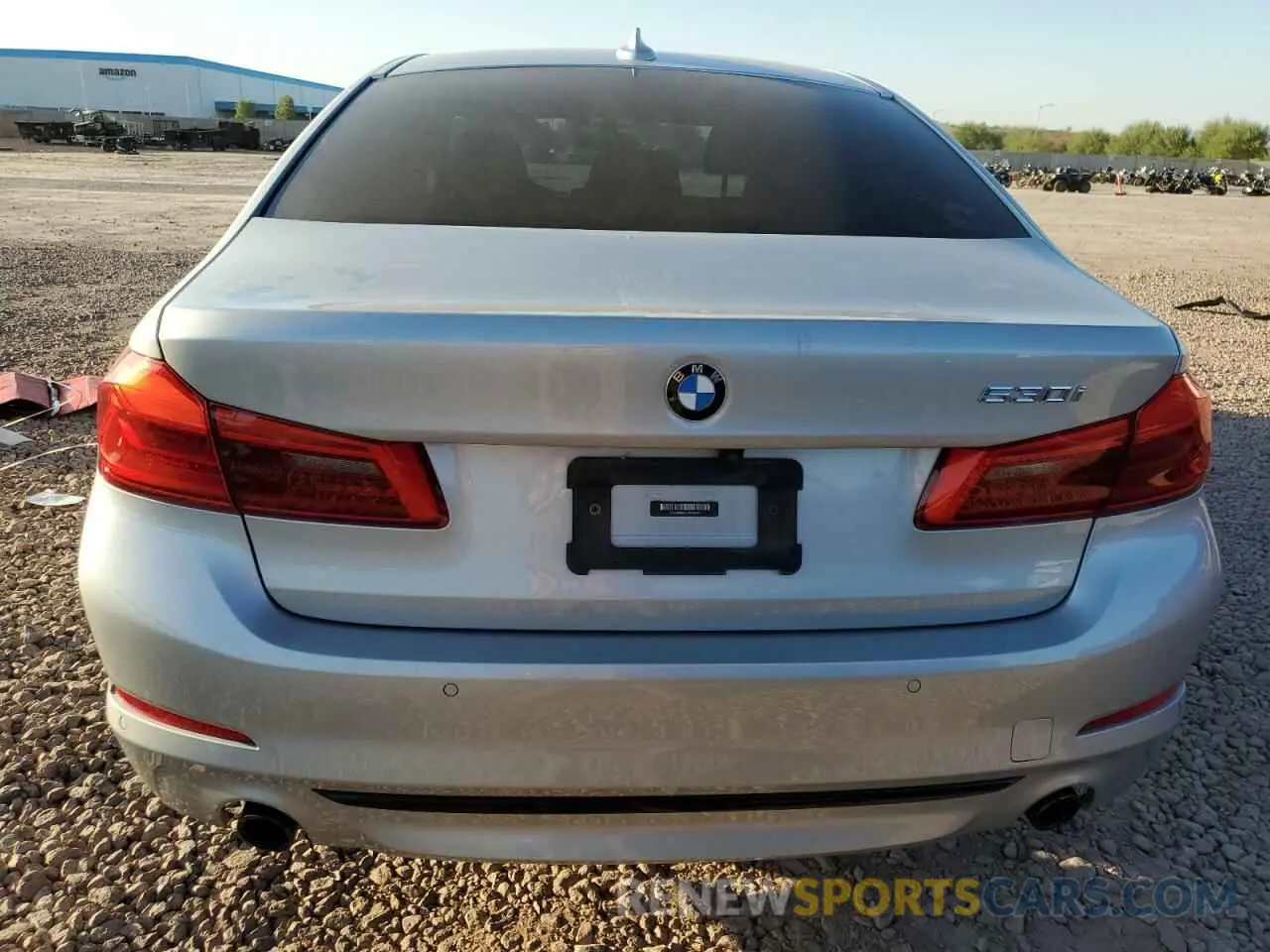 6 fotografías del automóvil dañado WBAJR3C04LWW73928 BMW 5 SERIES 2020