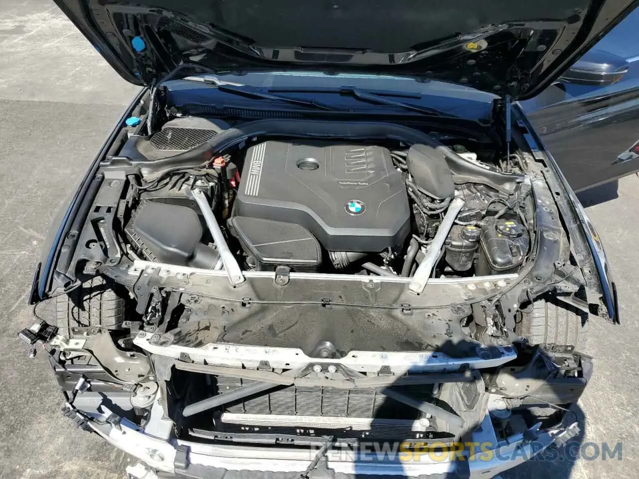 12 fotografías del automóvil dañado WBAJR3C05LCE13851 BMW 5 SERIES 2020