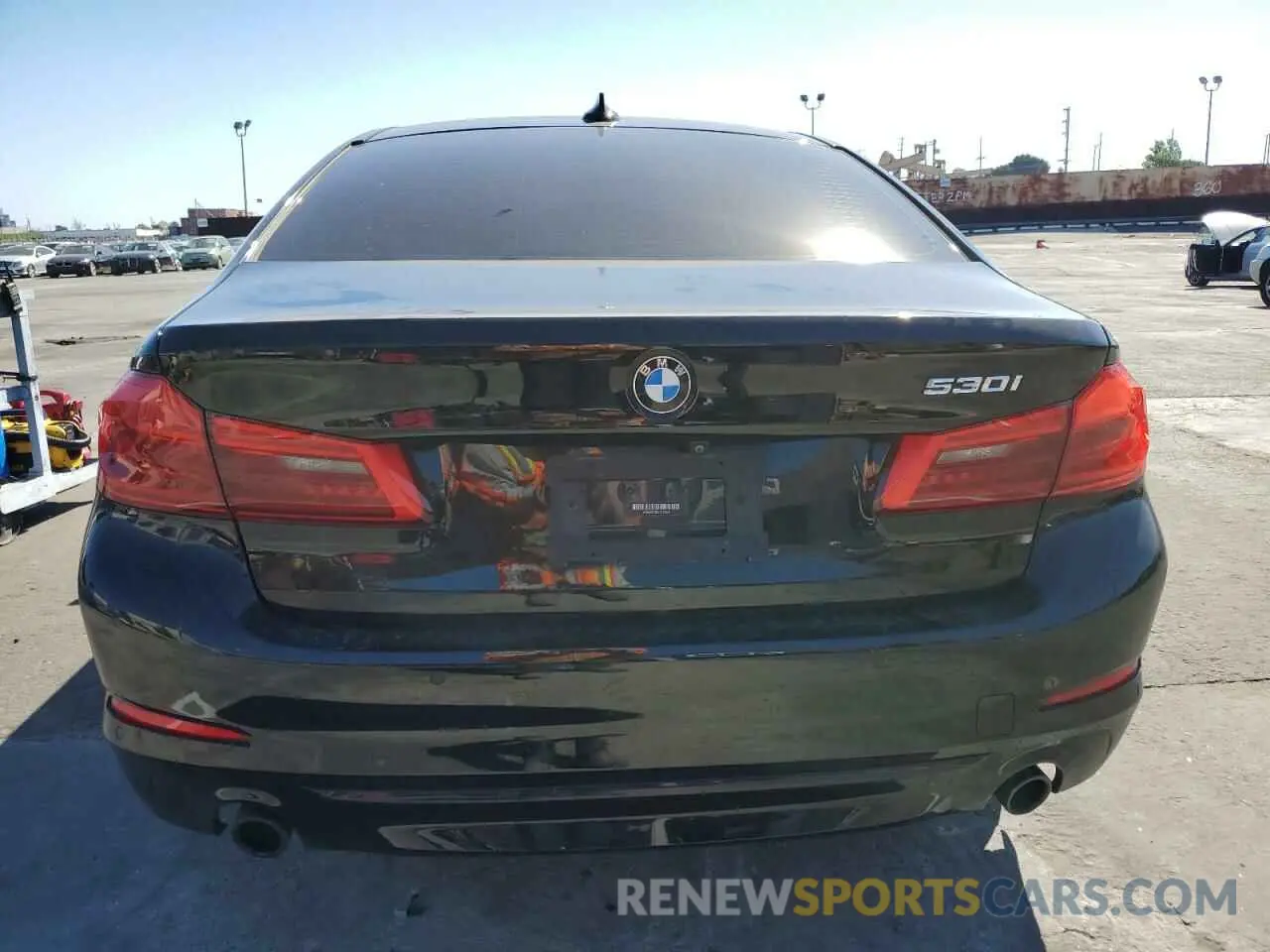 6 fotografías del automóvil dañado WBAJR3C05LCE13851 BMW 5 SERIES 2020