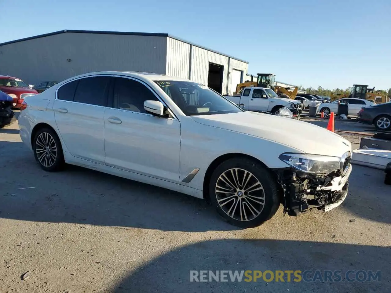 4 fotografías del automóvil dañado WBAJR3C05LWW64493 BMW 5 SERIES 2020