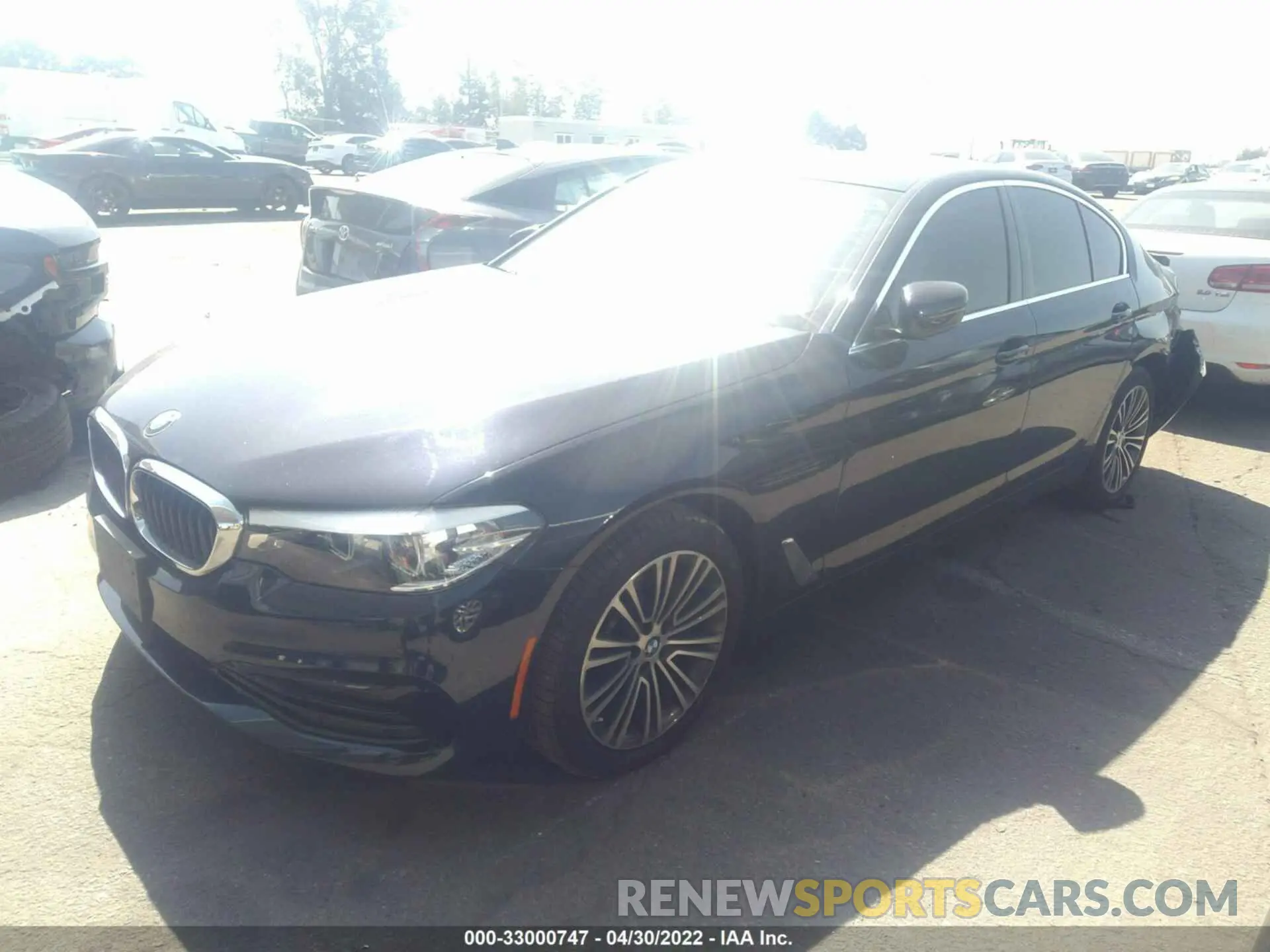2 fotografías del automóvil dañado WBAJR3C06LWW68035 BMW 5 SERIES 2020