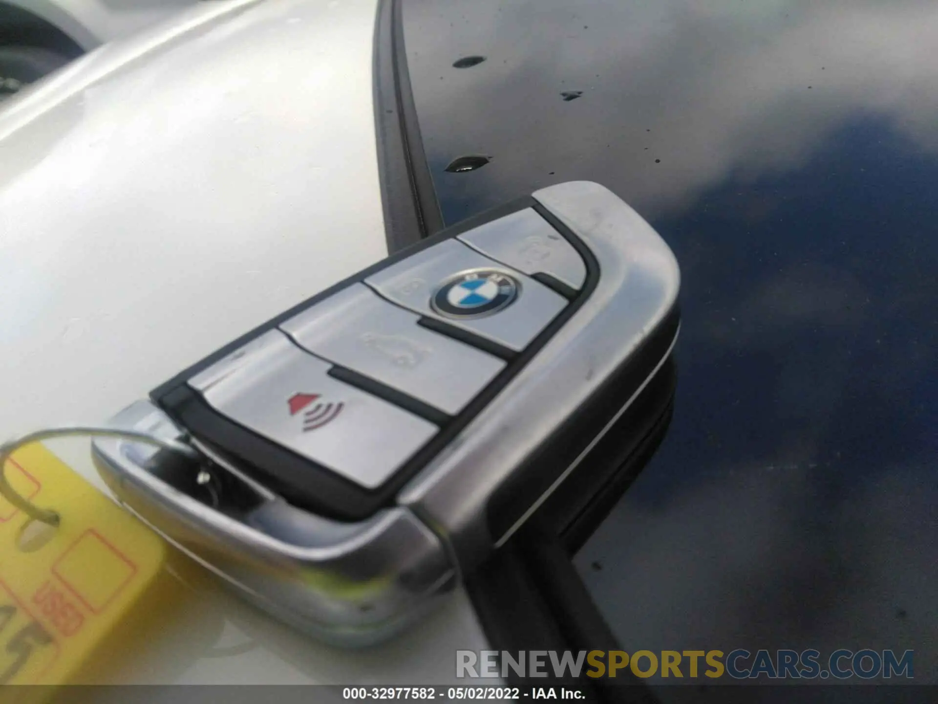 11 fotografías del automóvil dañado WBAJR3C06LWW68388 BMW 5 SERIES 2020