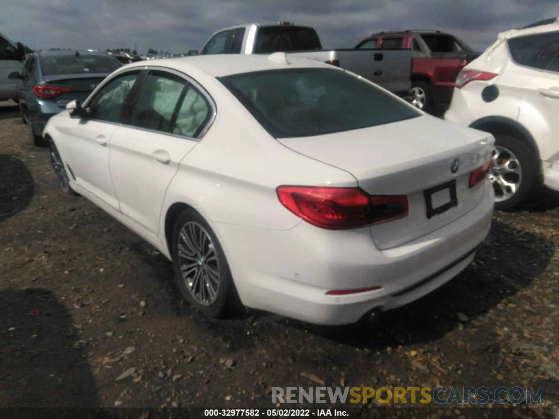 3 fotografías del automóvil dañado WBAJR3C06LWW68388 BMW 5 SERIES 2020