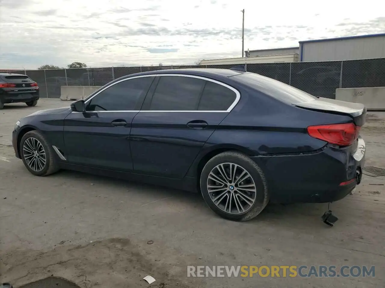 2 fotografías del automóvil dañado WBAJR3C06LWW78435 BMW 5 SERIES 2020