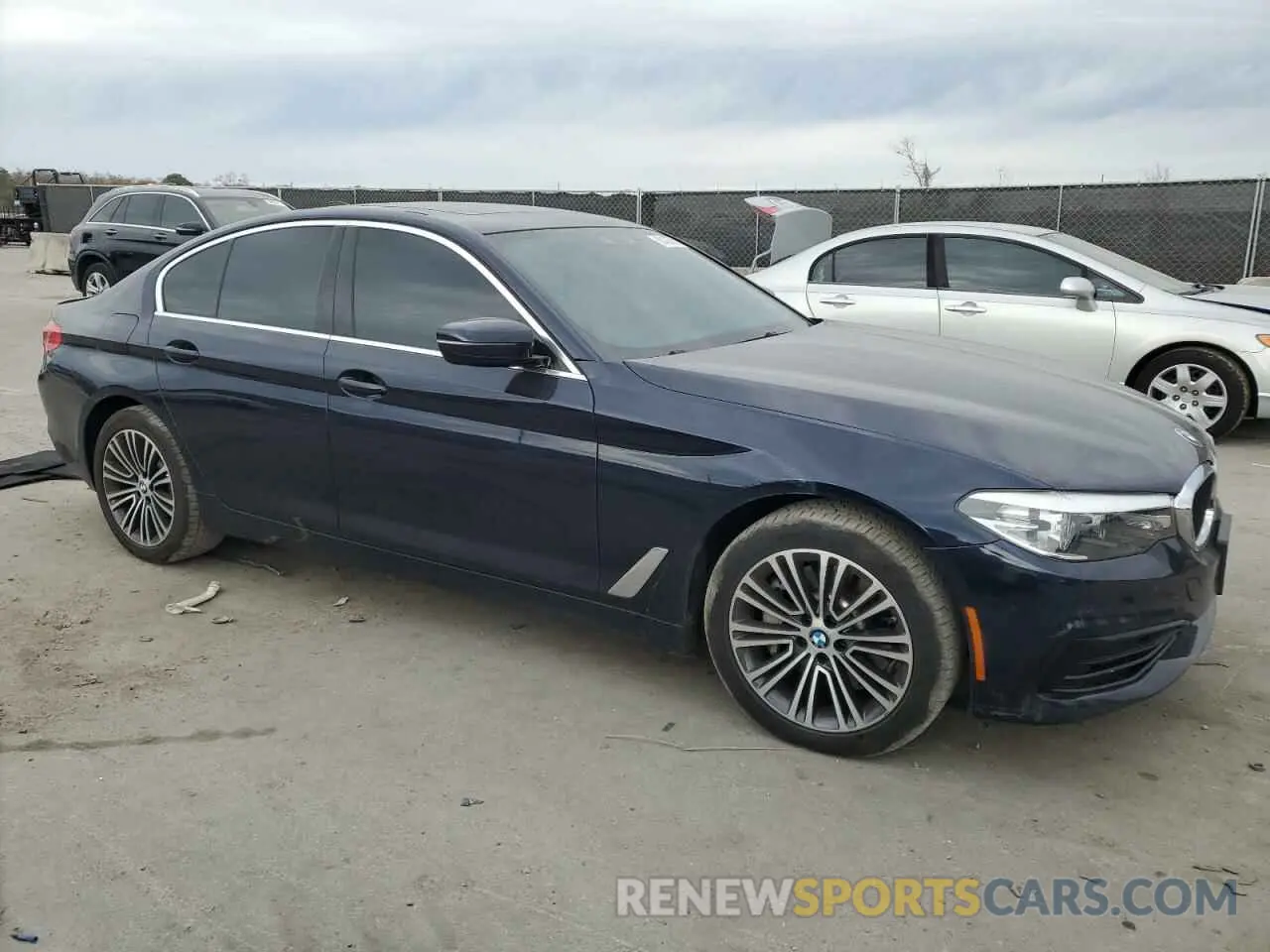 4 fotografías del automóvil dañado WBAJR3C06LWW78435 BMW 5 SERIES 2020