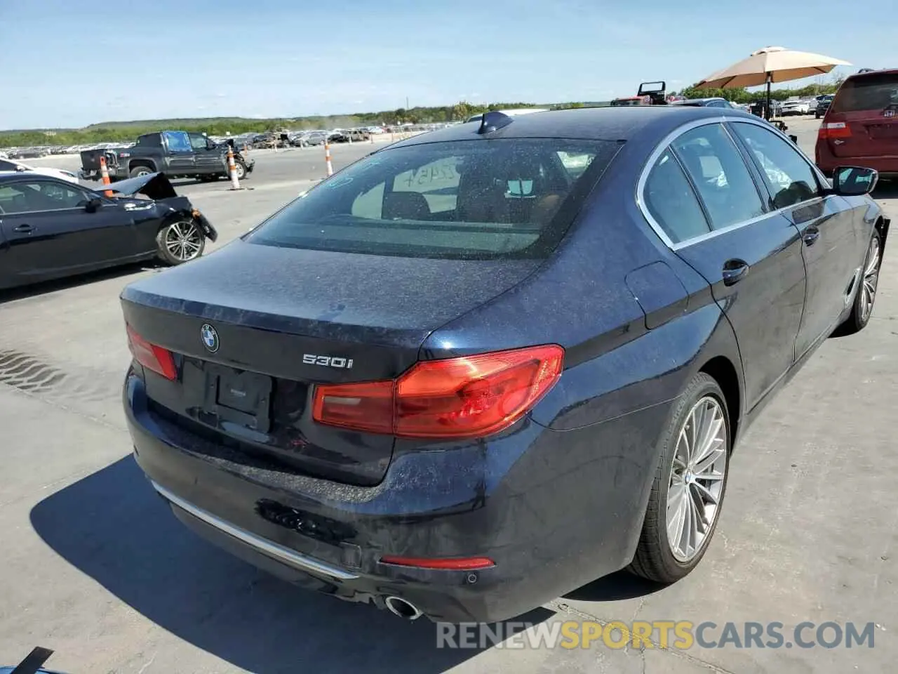 4 fotografías del automóvil dañado WBAJR3C07LCD20510 BMW 5 SERIES 2020