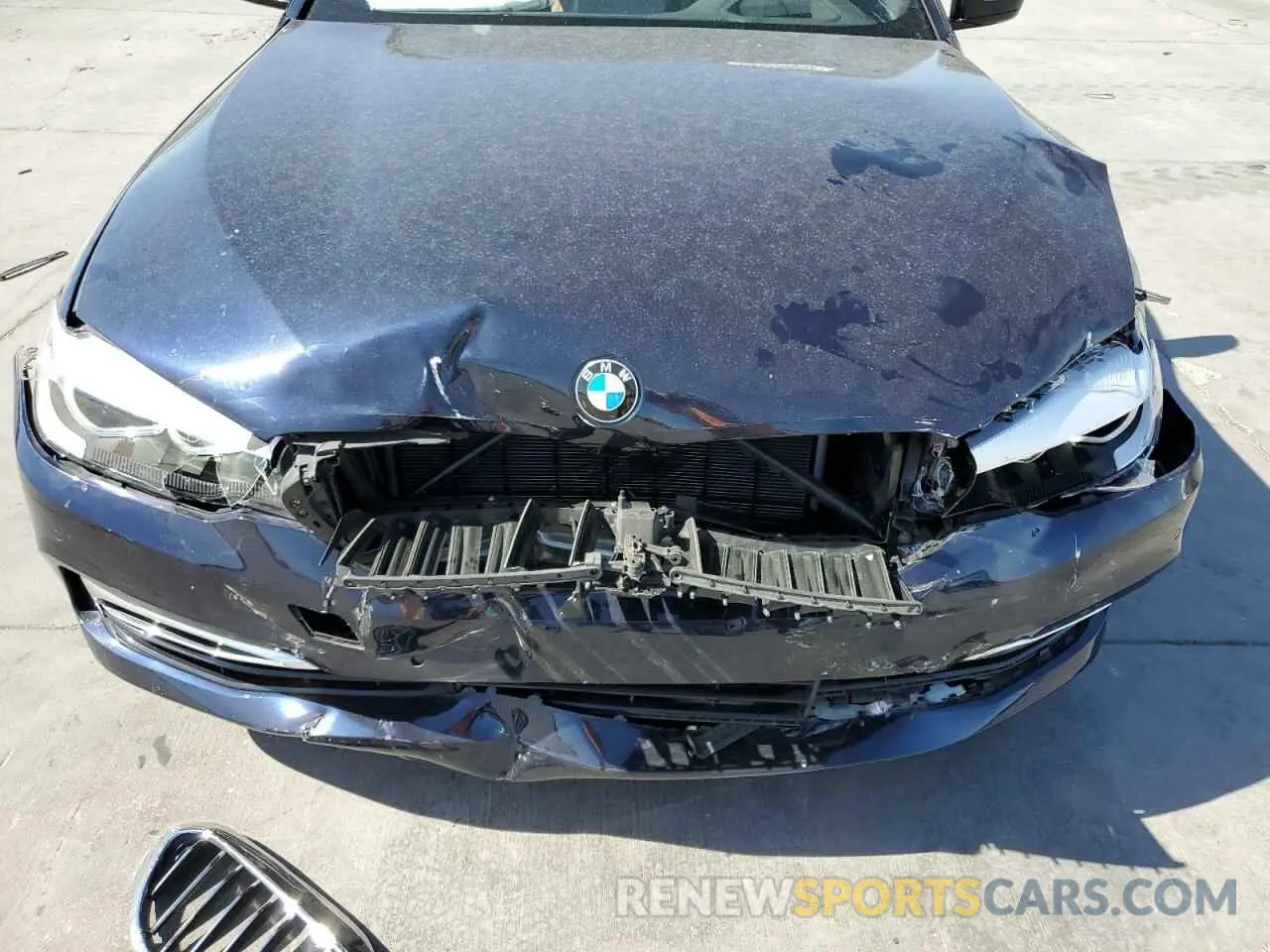 9 fotografías del automóvil dañado WBAJR3C07LCD20510 BMW 5 SERIES 2020