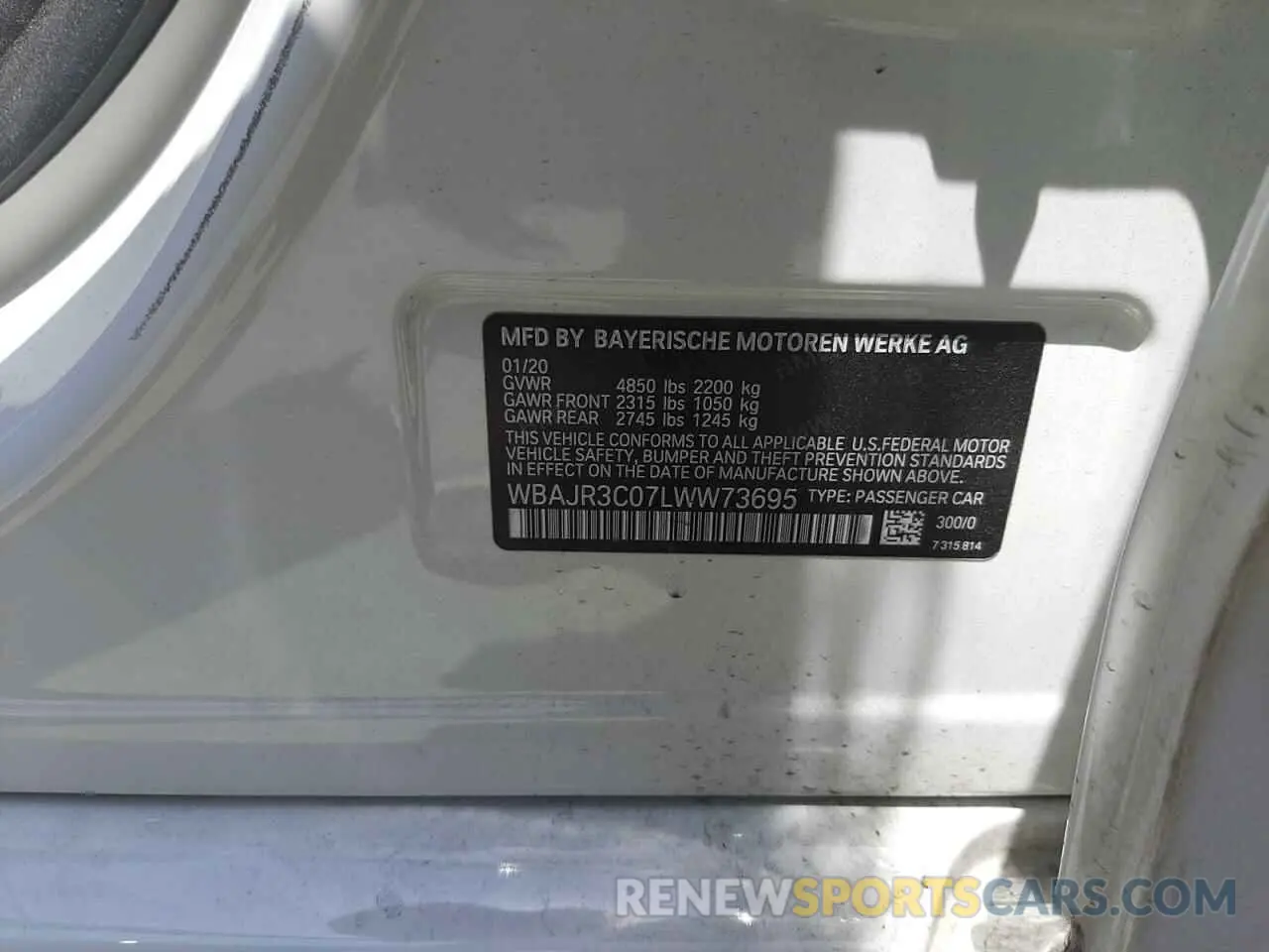 10 fotografías del automóvil dañado WBAJR3C07LWW73695 BMW 5 SERIES 2020