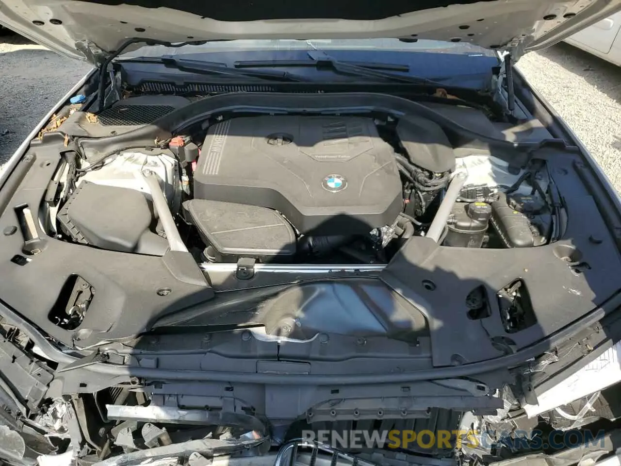 11 fotografías del automóvil dañado WBAJR3C08LBP95358 BMW 5 SERIES 2020