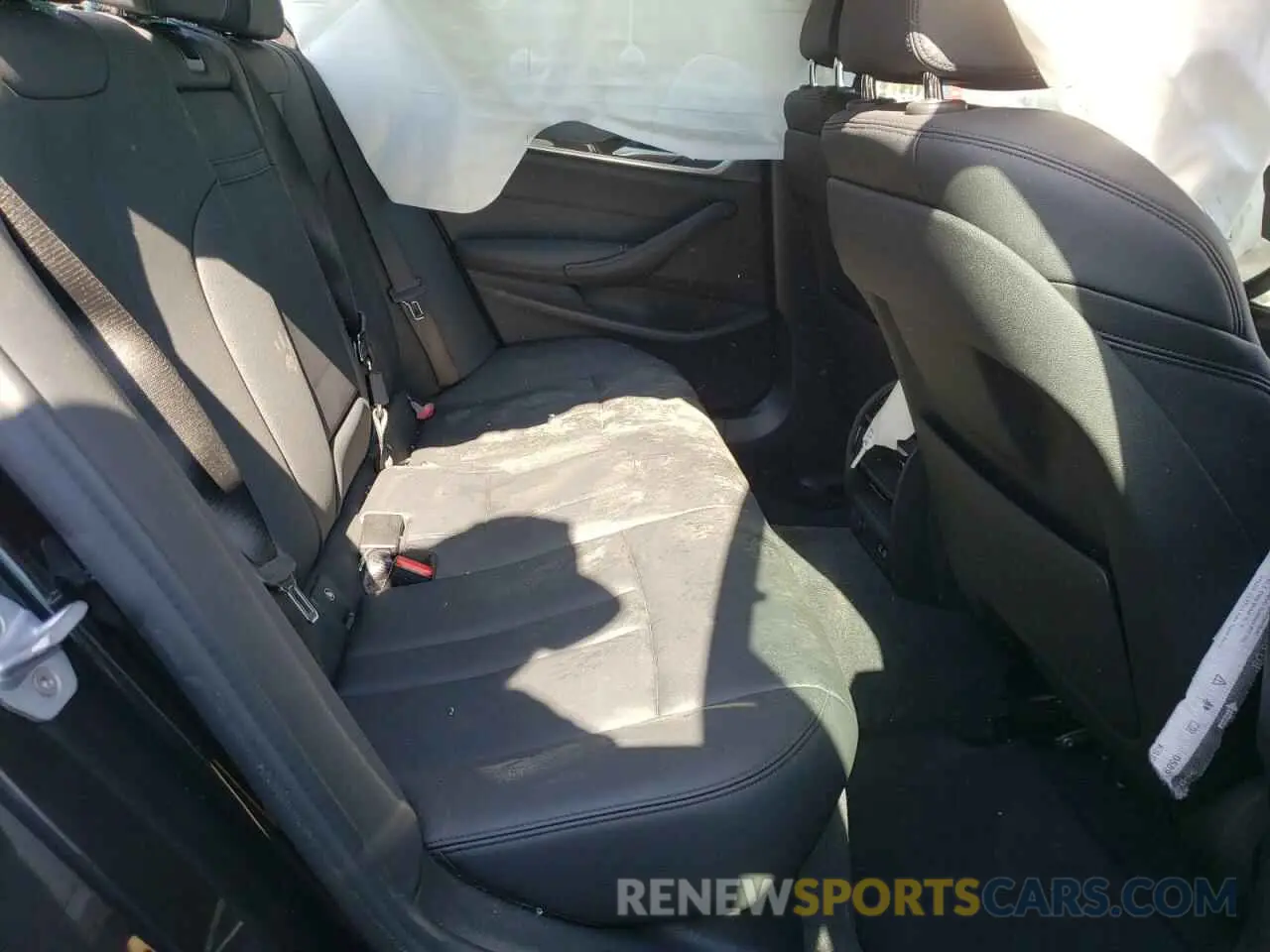 6 fotografías del automóvil dañado WBAJR3C09LWW63525 BMW 5 SERIES 2020