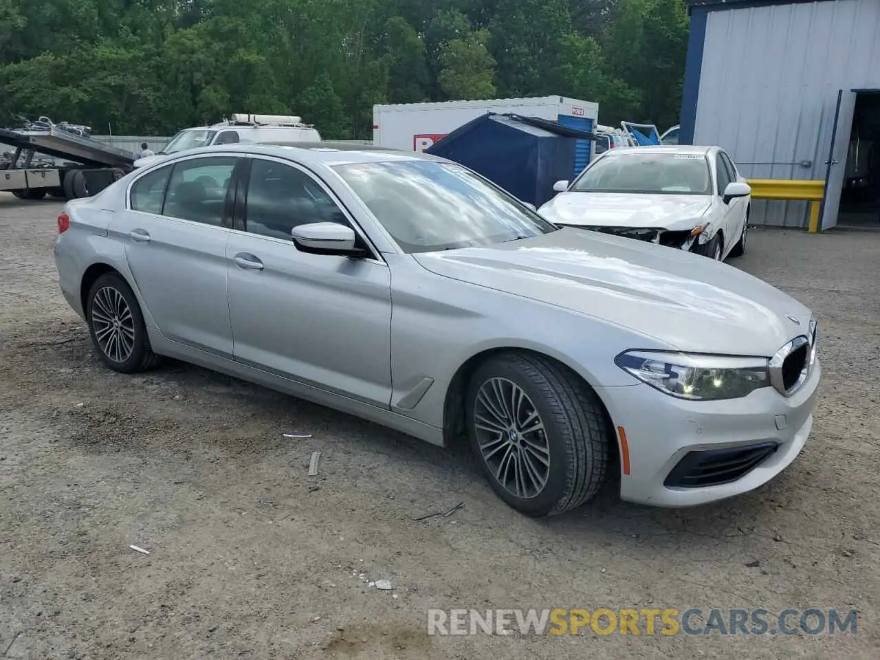 4 fotografías del automóvil dañado WBAJR3C09LWW63704 BMW 5 SERIES 2020