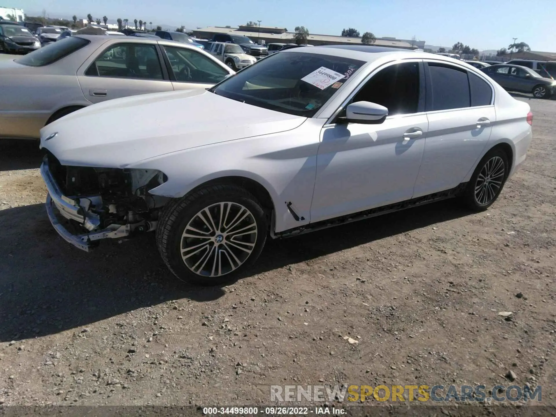 2 fotografías del automóvil dañado WBAJR3C09LWW73309 BMW 5 SERIES 2020