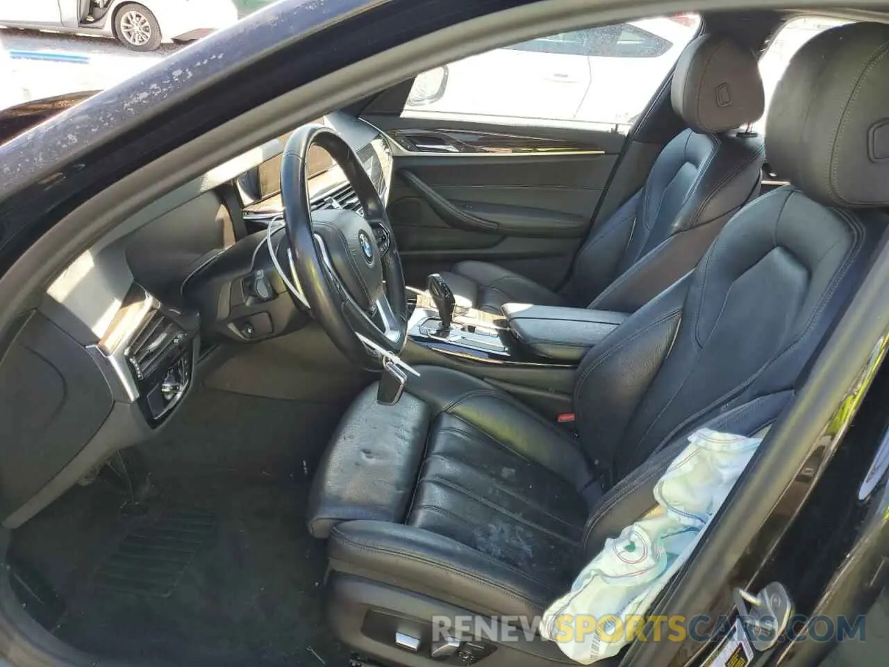 7 fotografías del automóvil dañado WBAJR7C00LWW65414 BMW 5 SERIES 2020