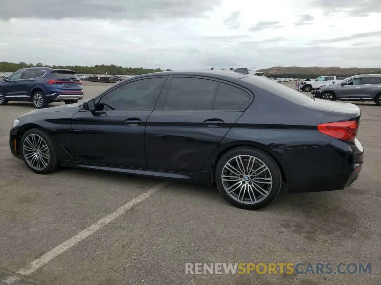 2 fotografías del automóvil dañado WBAJR7C00LWW77496 BMW 5 SERIES 2020