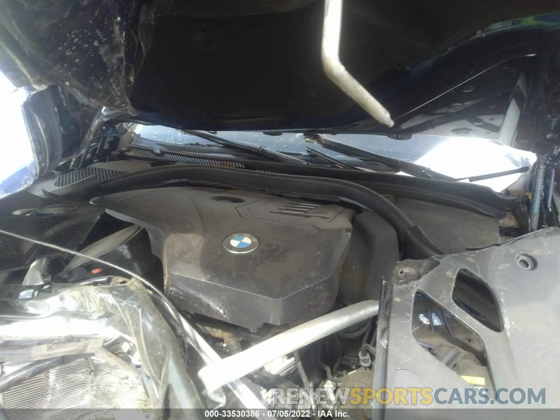 10 fotografías del automóvil dañado WBAJR7C02LCE19095 BMW 5 SERIES 2020