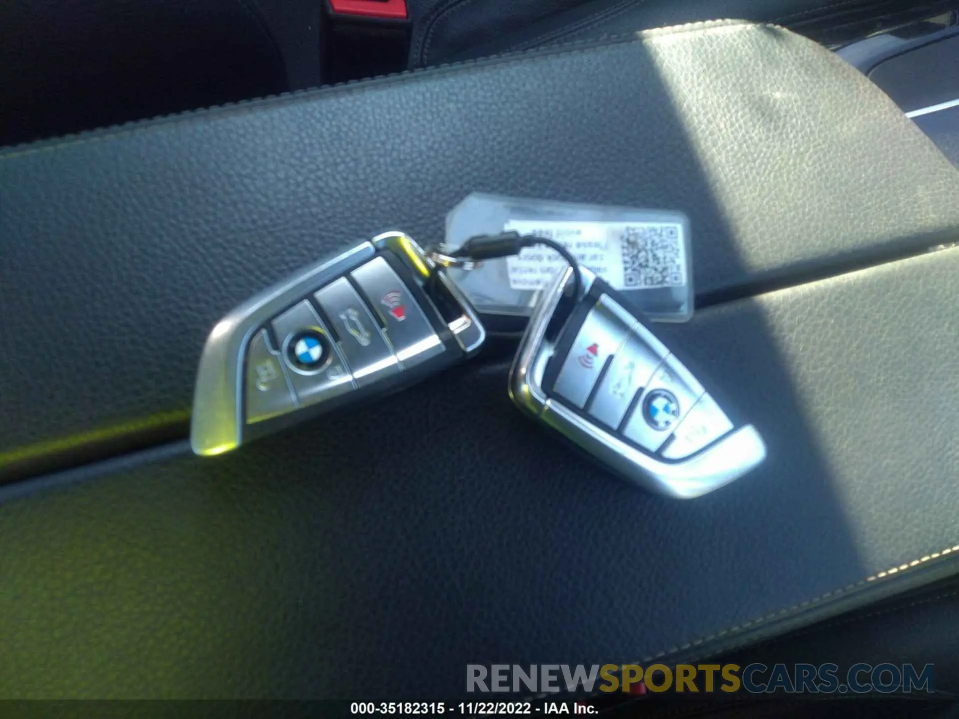 11 fotografías del automóvil dañado WBAJR7C02LWW65012 BMW 5 SERIES 2020