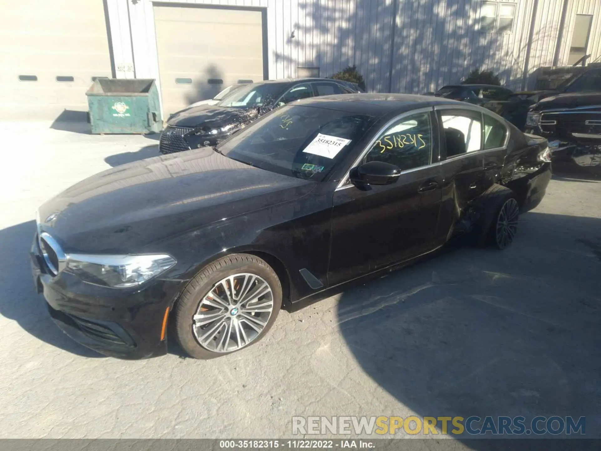 2 fotografías del automóvil dañado WBAJR7C02LWW65012 BMW 5 SERIES 2020